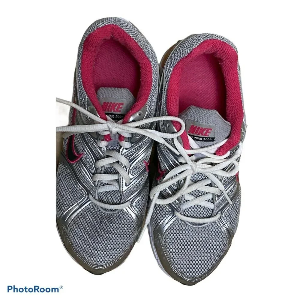 Nike Women Shoe Air Max‎ Tailwind Plus Size 8M Silver Pink Sneaker